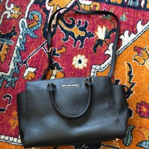 Michael Kors Selma purse